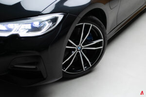 330E M SPORT 2.0 TURBO
