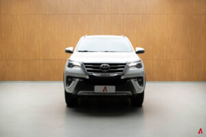 SW4 SRX DIAMOND 2.8 TURBO DIESEL