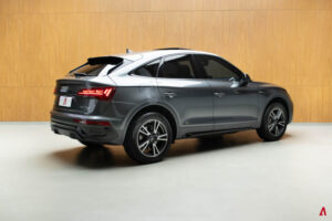 Q5 SPORTBACK PERFORMANCE BLACK 2.0 TFSI E
