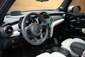 MINI COOPER SE TOP
