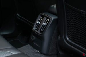 XC40 R-DESIGN T5 1.5 PLUG-IN HYBRID