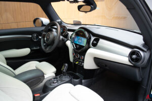 MINI COOPER SE TOP