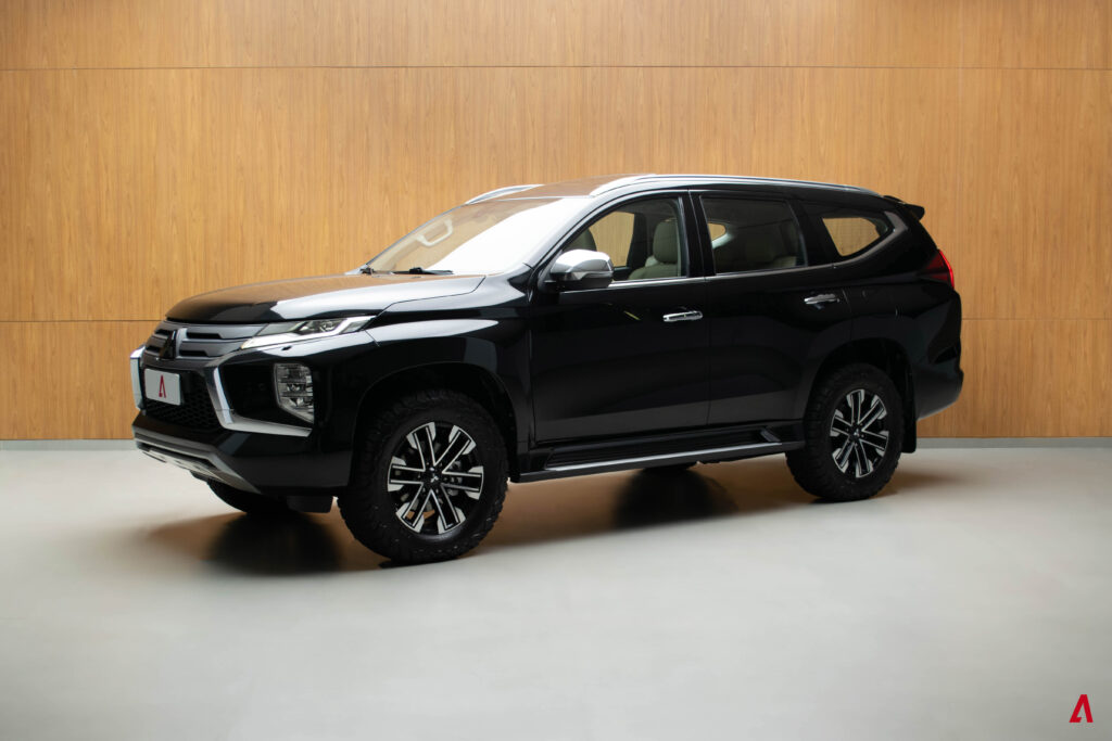 PAJERO SPORT HPE 4X4 2.4 TURBO DIESEL