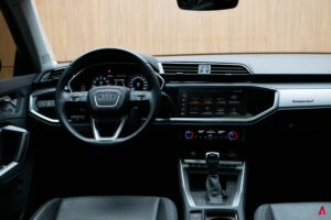 Q3 SPORTBACK PERFORMANCE 2.0 TFSI