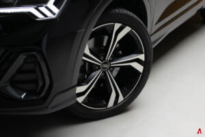 Q3 SPORTBACK PERFORMANCE 2.0 TFSI