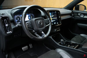 XC40 R-DESIGN T5 1.5 PLUG-IN HYBRID